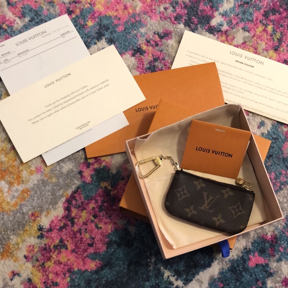 Louis Vuitton card/chain holder